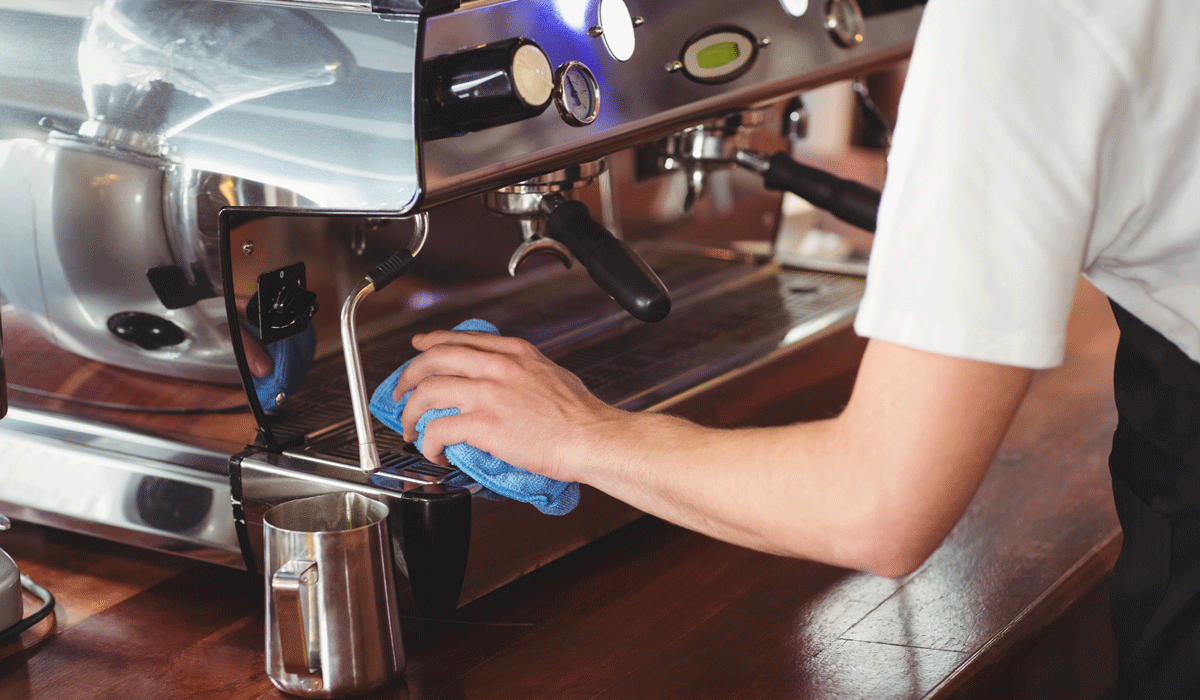 Siebträgermaschine reinigen